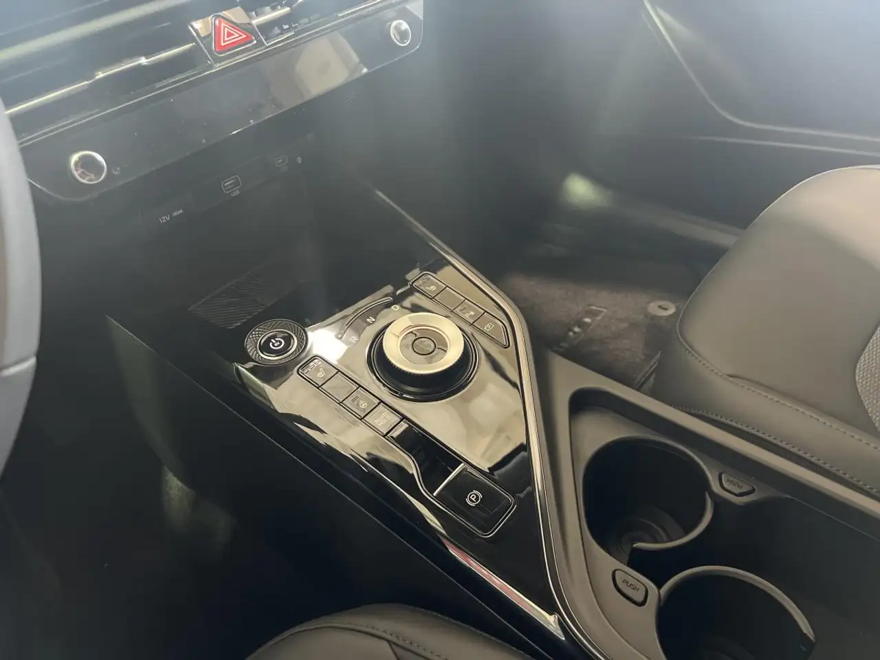 Kia Niro снимка Kia Niro