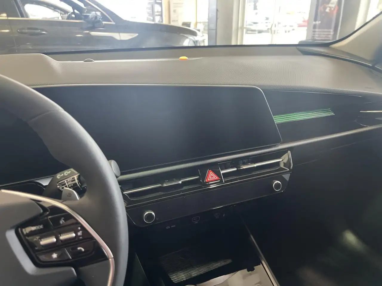 Kia Niro снимка Kia Niro