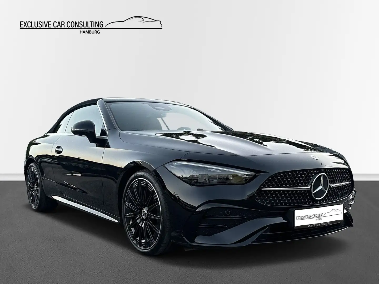 Mercedes-Benz CLE 300 4Matic Cabrio AMG Line Premium Plus Negro - 1