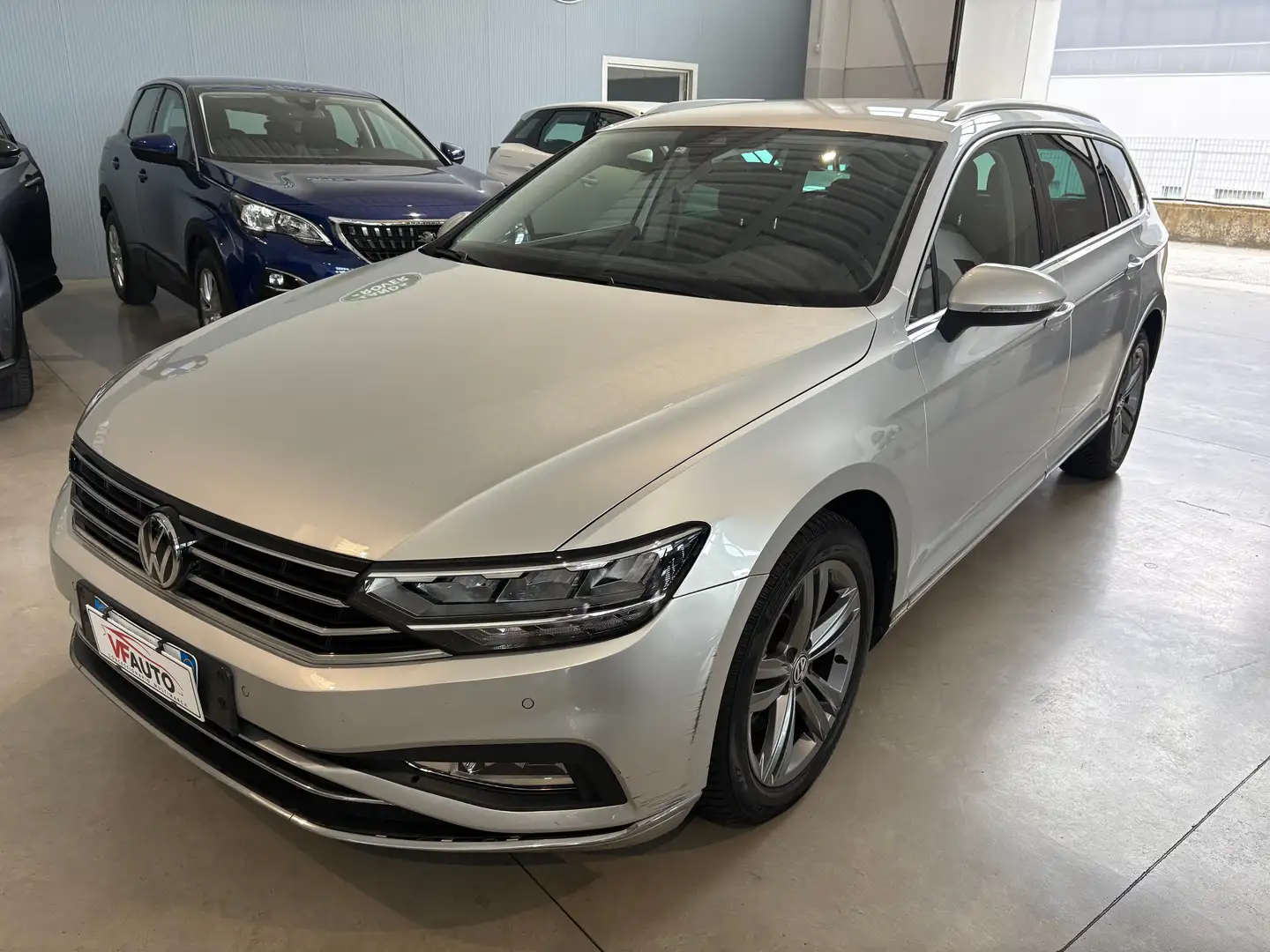 Volkswagen Passat Variant Passat VIII Variant 2.0tdiExecutive 150cv dsg Grey - 1