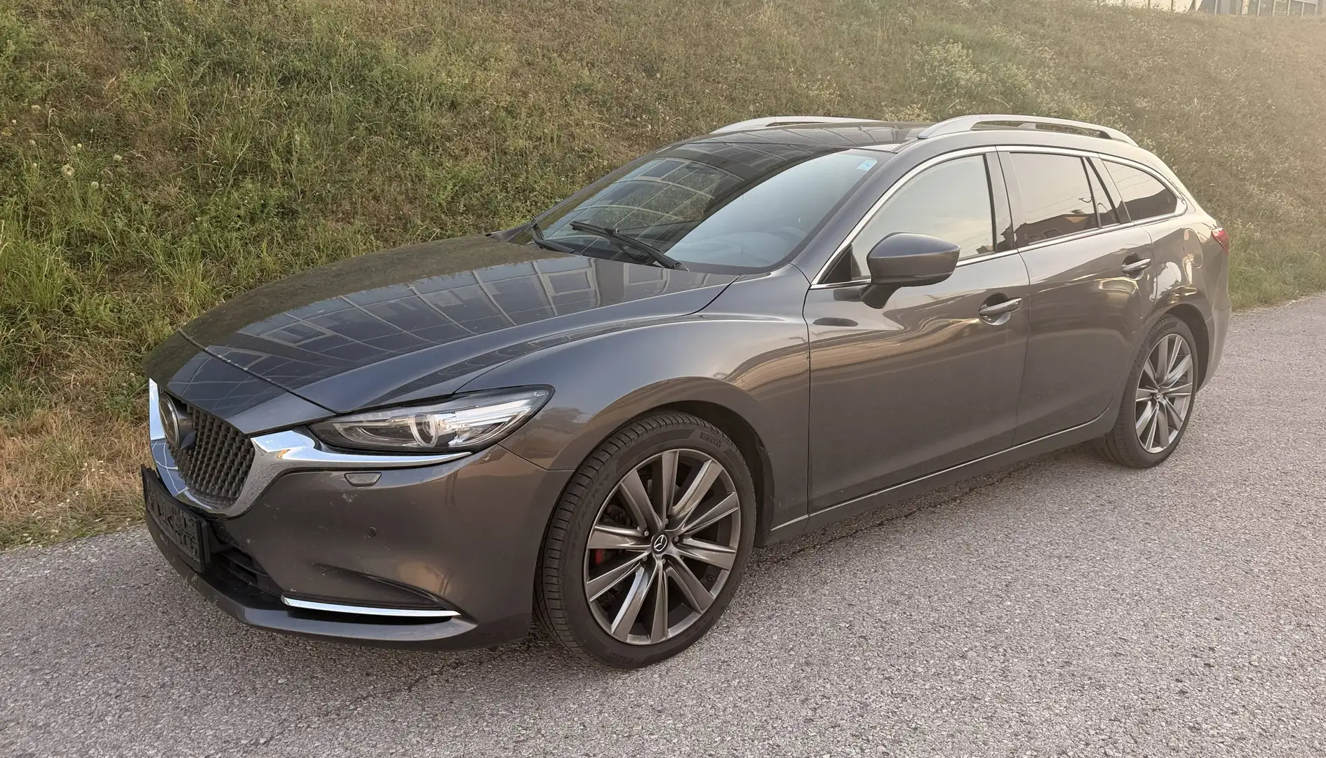 Mazda 6 Mazda 6 Sport Combi CD184 Revolution Top AWD Aut. Revolution Top Grau - 1