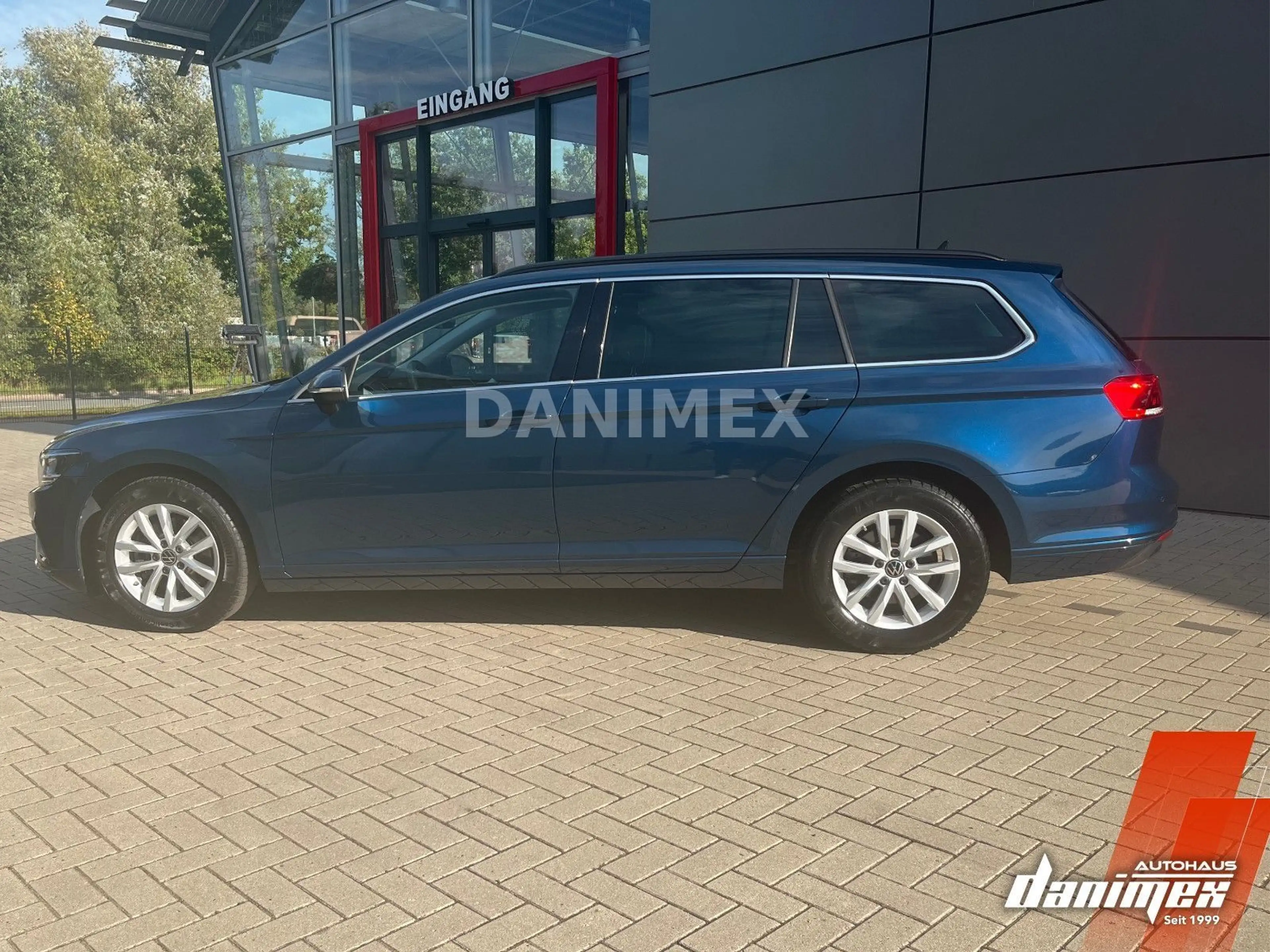 Volkswagen Passat Variant Business 2.0 TDI DSG AHK GARANTIE — photo 8