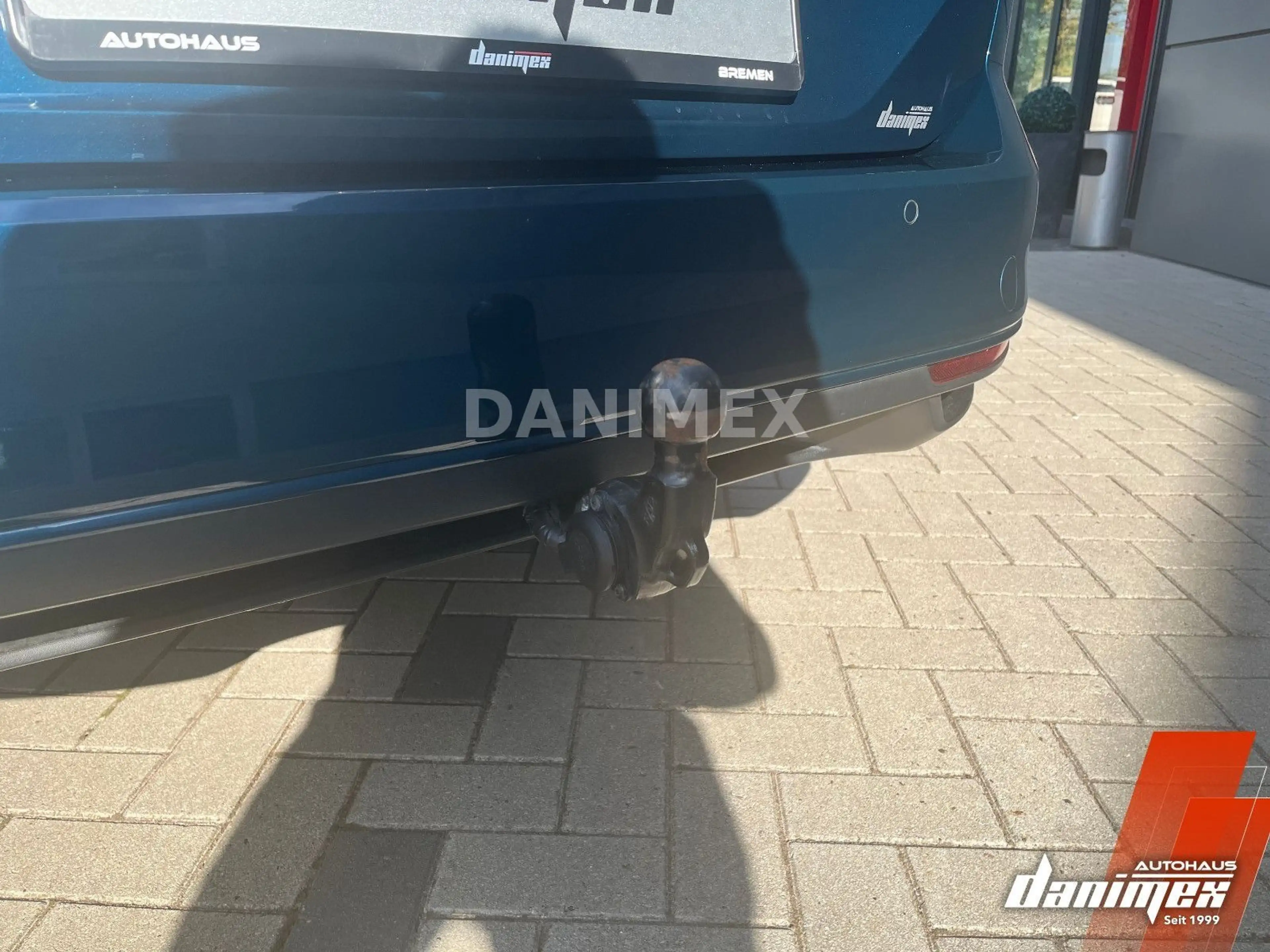 Volkswagen Passat Variant Business 2.0 TDI DSG AHK GARANTIE — photo 10