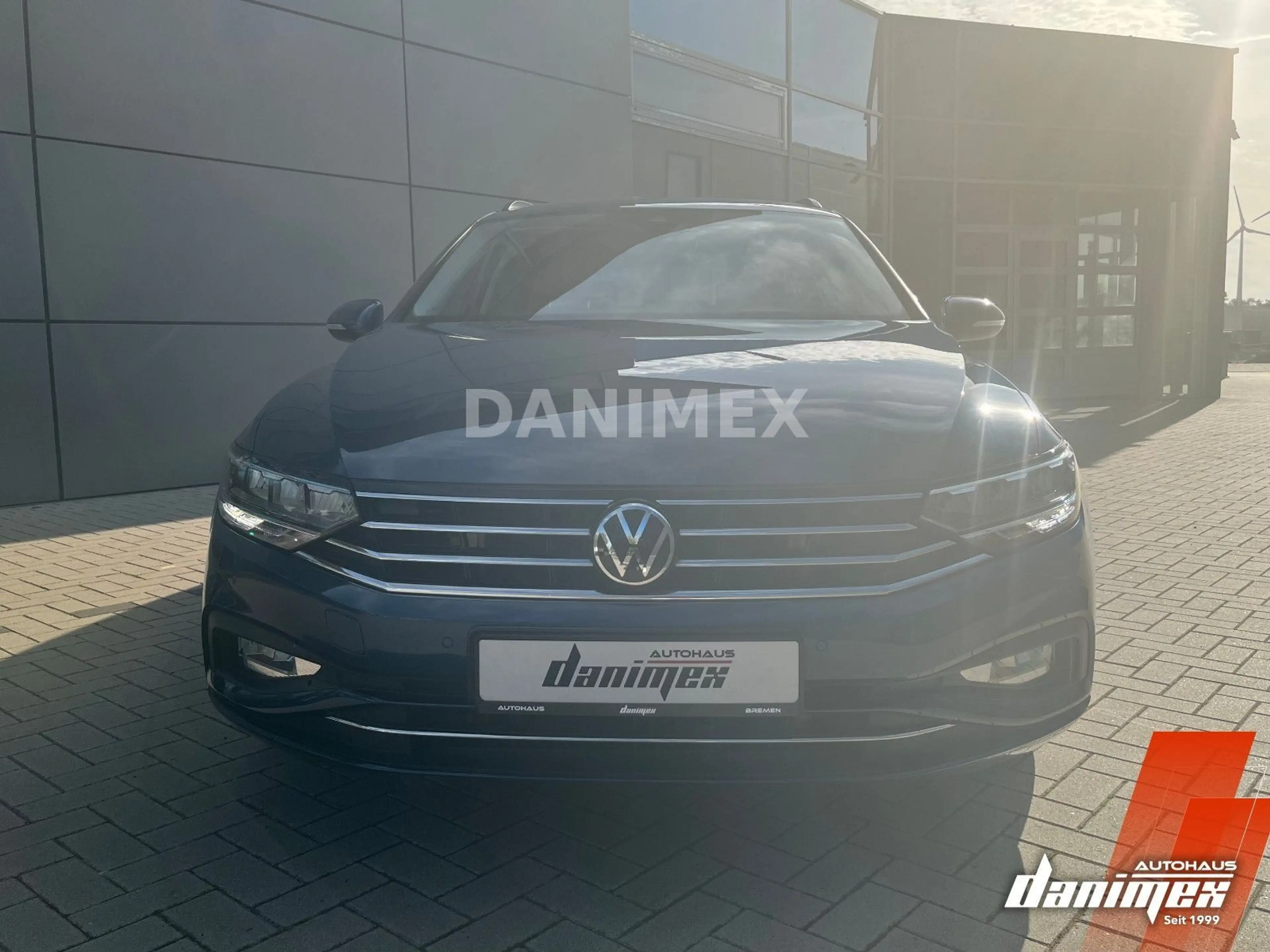Volkswagen Passat Variant Business 2.0 TDI DSG AHK GARANTIE — photo 2