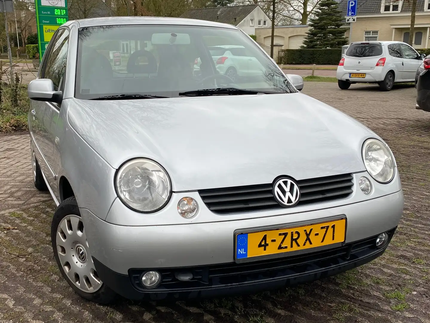 Volkswagen Lupo Lupo 1.4-16V Comfortline Argintiu - 2