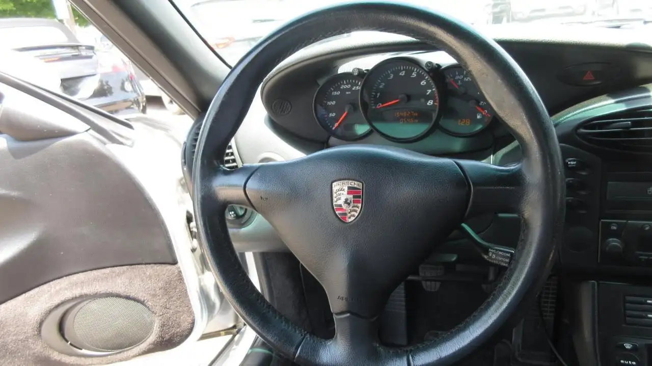 Porsche Boxster снимка Porsche Boxster