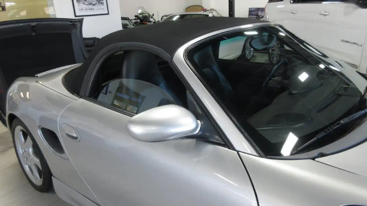 Porsche Boxster снимка Porsche Boxster