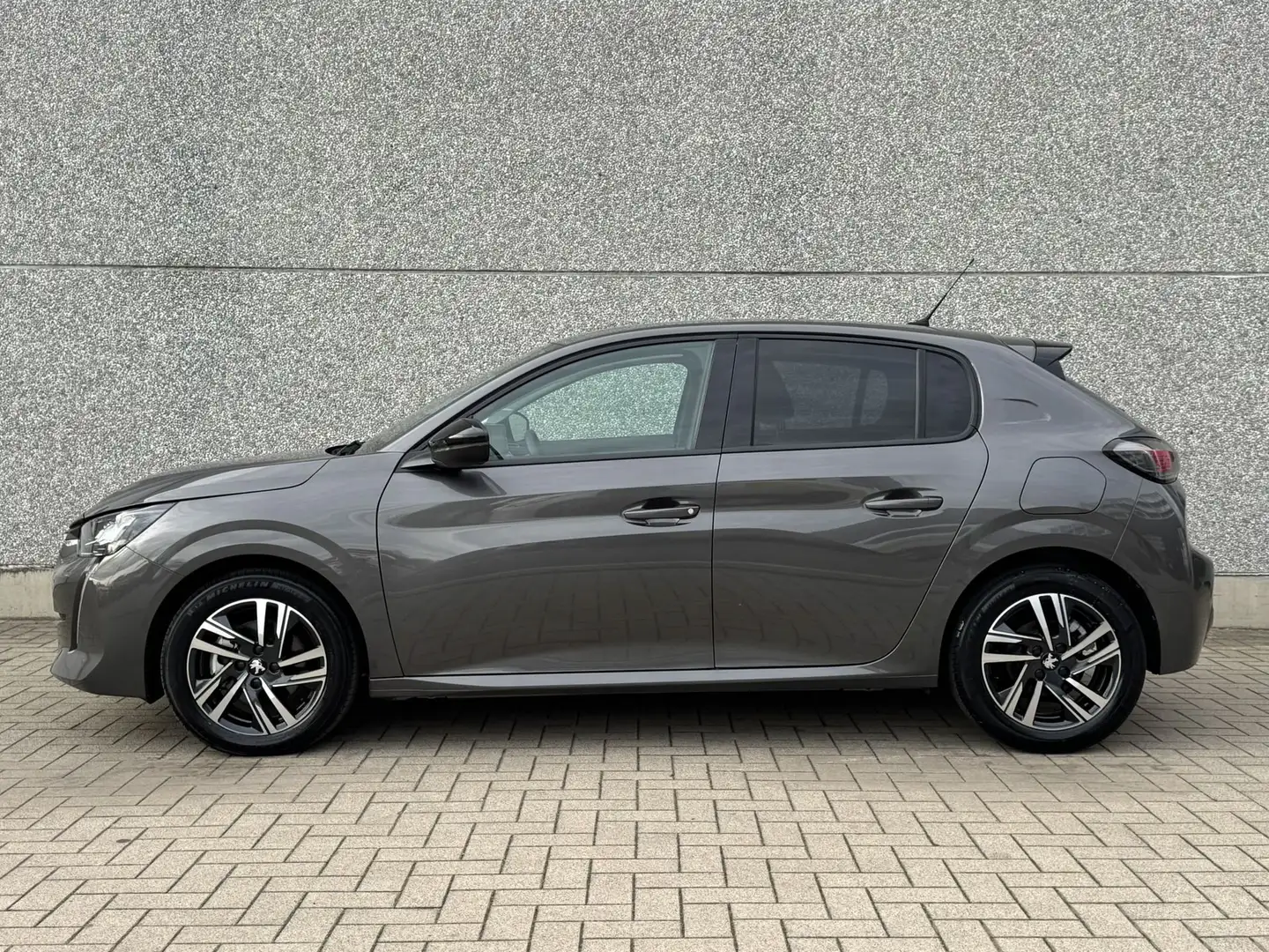 Peugeot 208 1.2T 100PK ALLURE GPS/CAMERA/FULL LED 0KM! Gris - 2