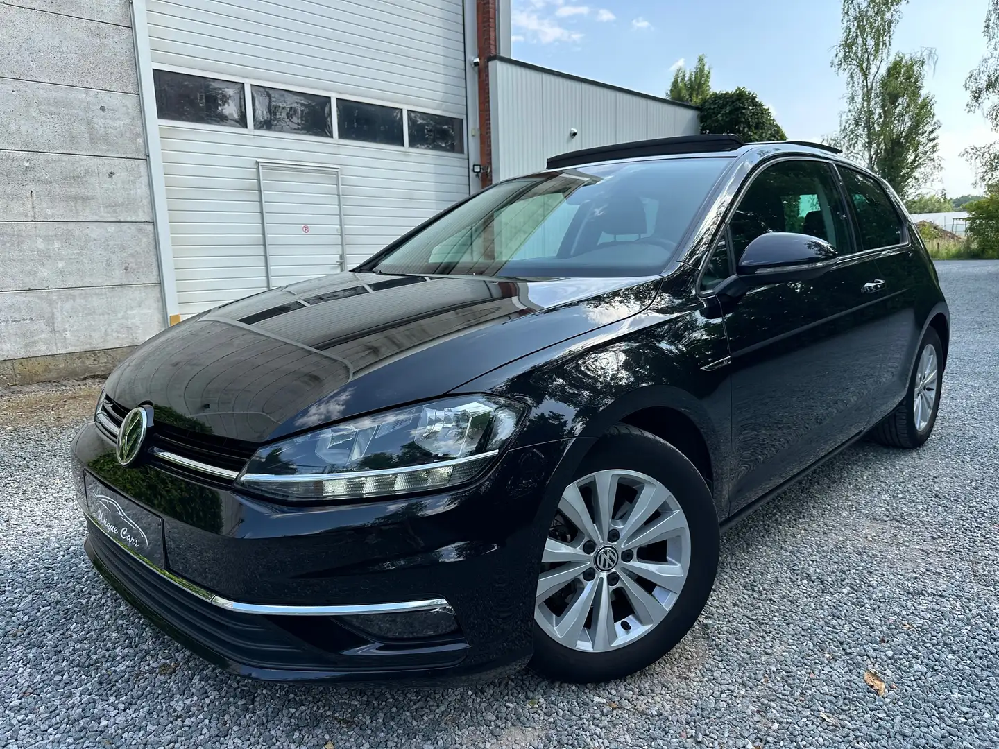 Volkswagen Golf 1.4 TSI Benzine Pano Digital Cockpit Apple Carplay Zwart - 1