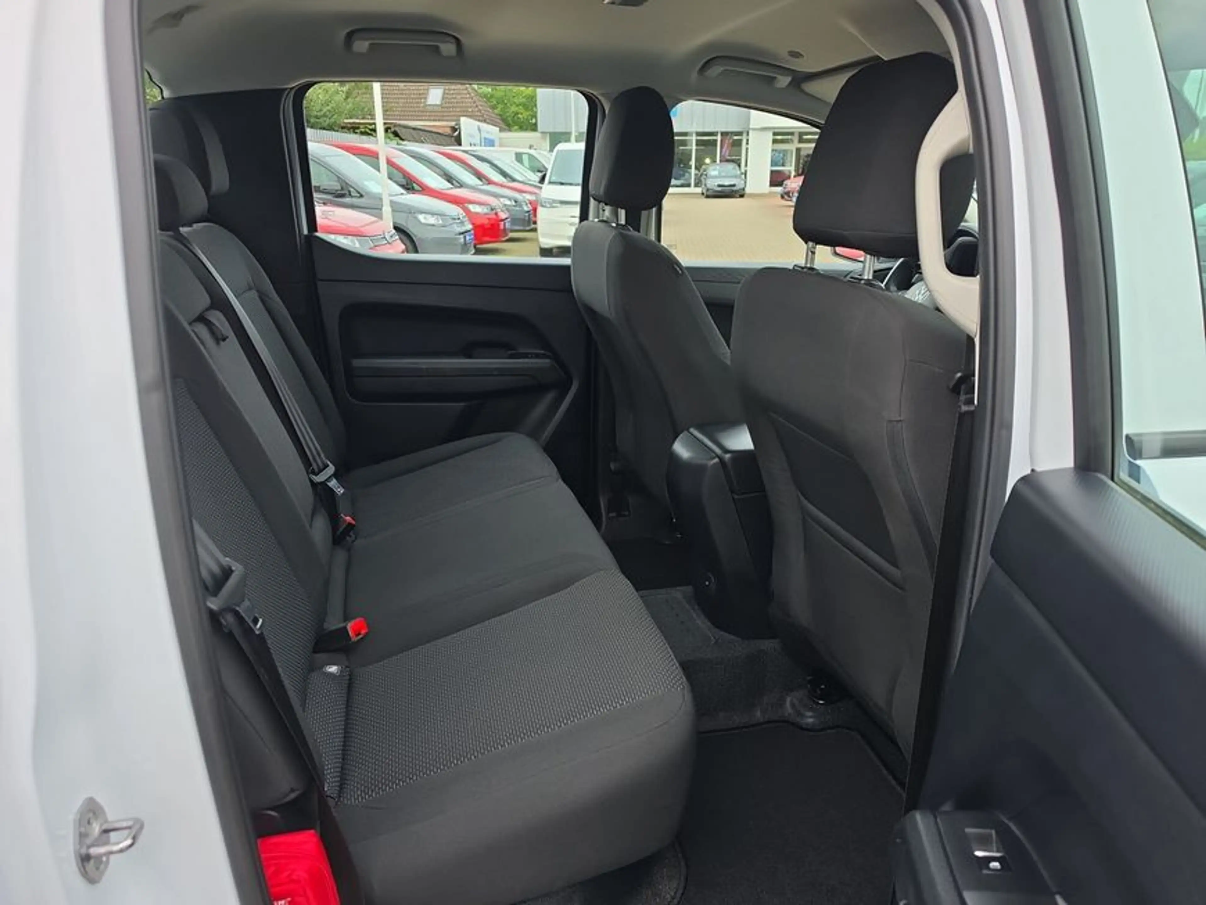 Volkswagen Amarok 2.0 TDI 4Motion RFK AHK Klima — photo 14