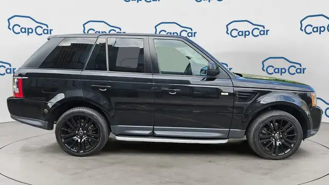 Land Rover Range Rover Sport view 4