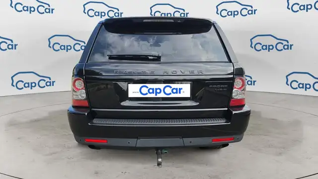 Land Rover Range Rover Sport view 3