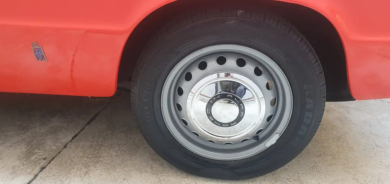 Alfa Romeo Spider 1.6 Duetto " osso seppia" 1° serie pedaliera bassa, foto 7