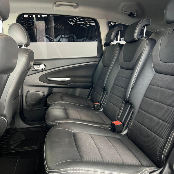 Ford S-Max Champions Edition Metallic HU&Service Neu — photo 15