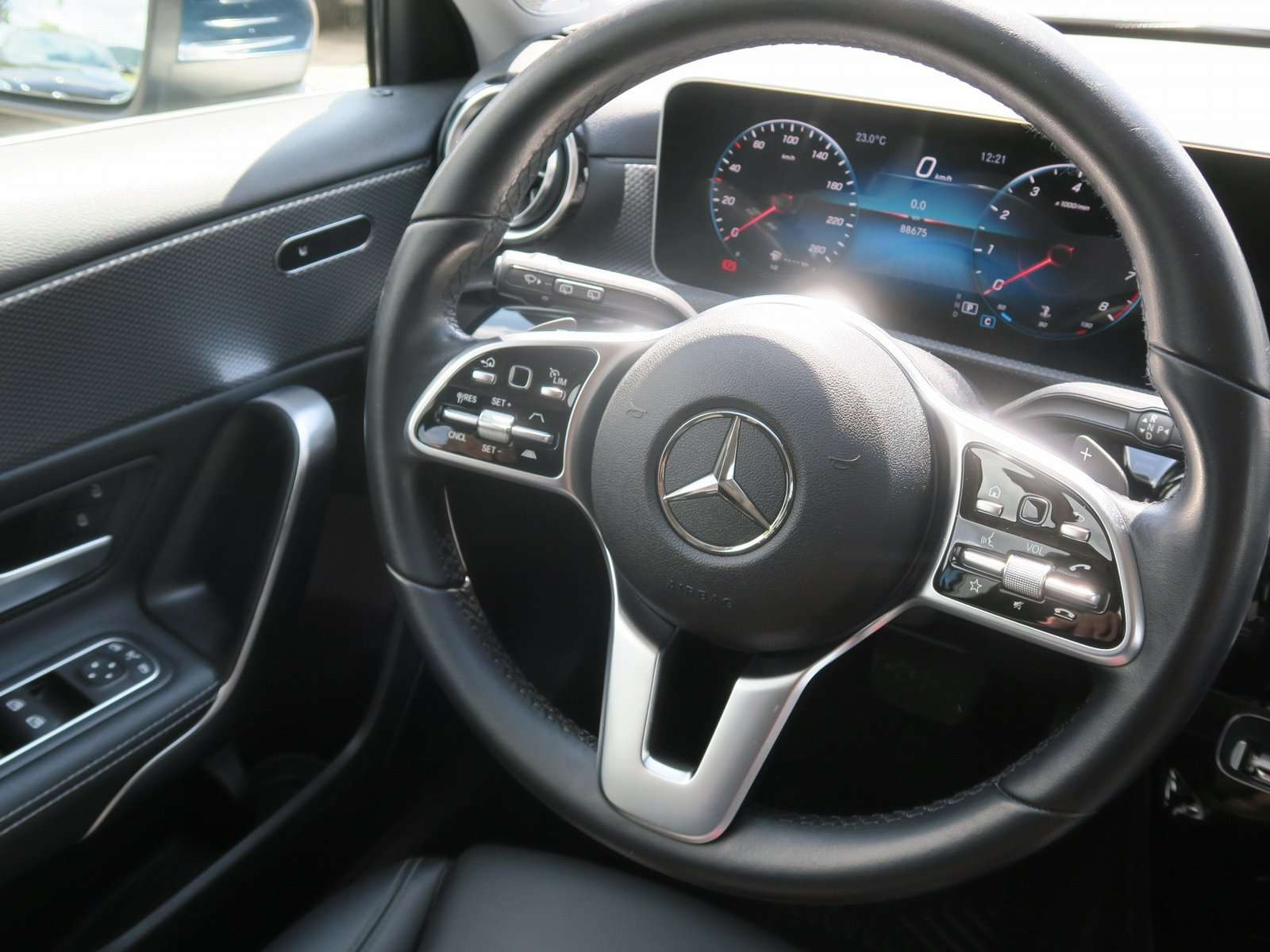 Mercedes-Benz A 220