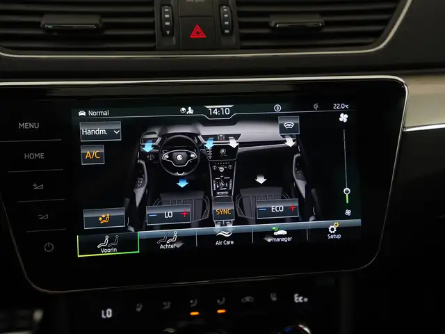 Skoda Superb view 23