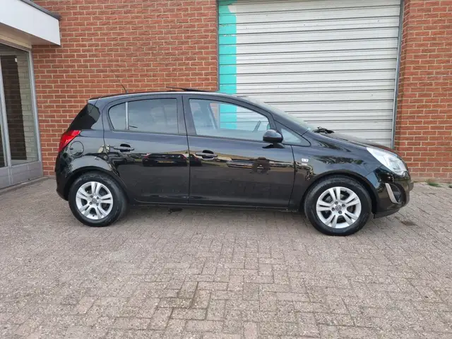 Opel Corsa view 10