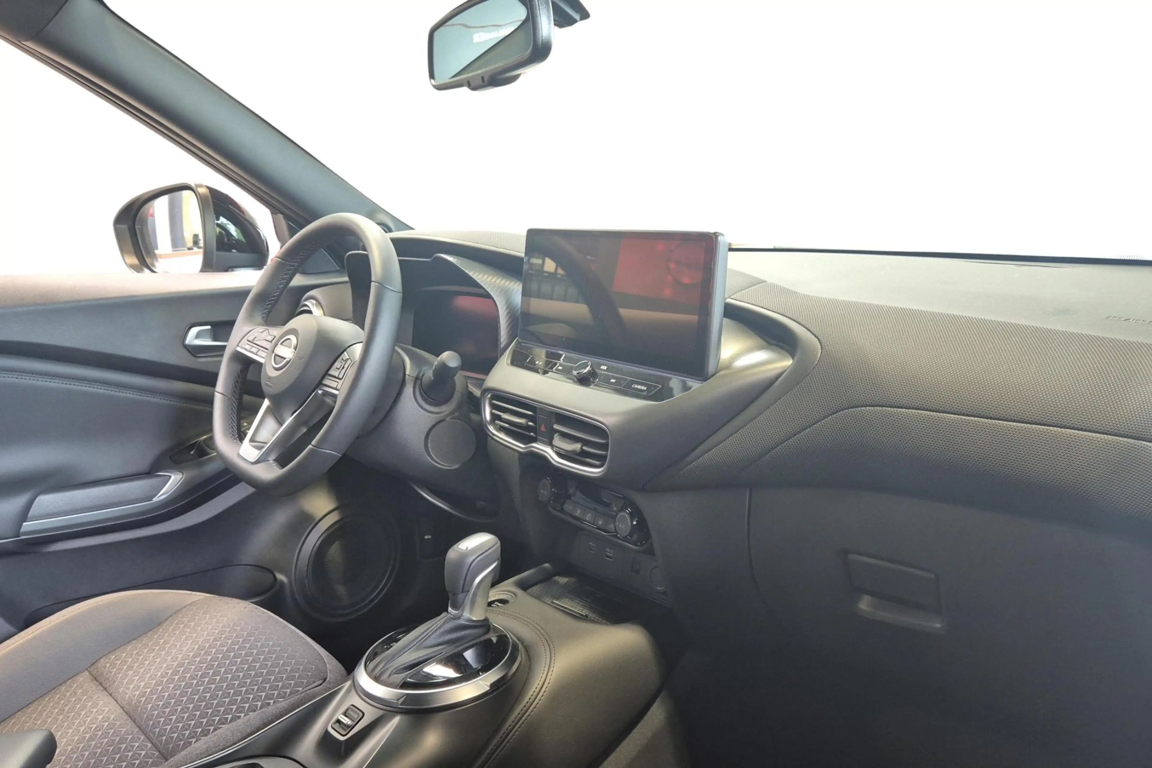 Nissan Juke 1.6 Hybrid 145 N-Sport Navigatie/360 Camera/Parkee — photo 5