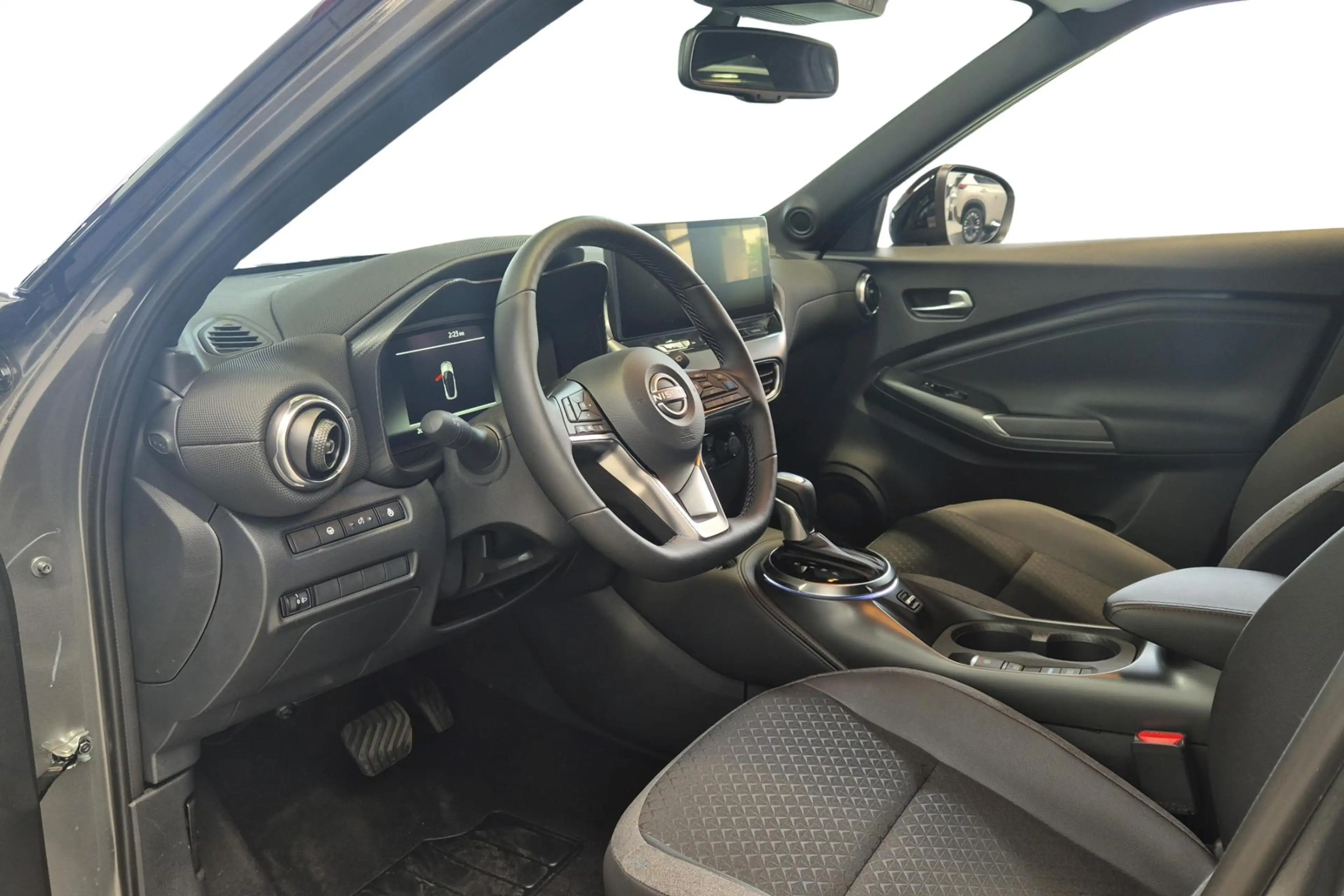 Nissan Juke 1.6 Hybrid 145 N-Sport Navigatie/360 Camera/Parkee — photo 11