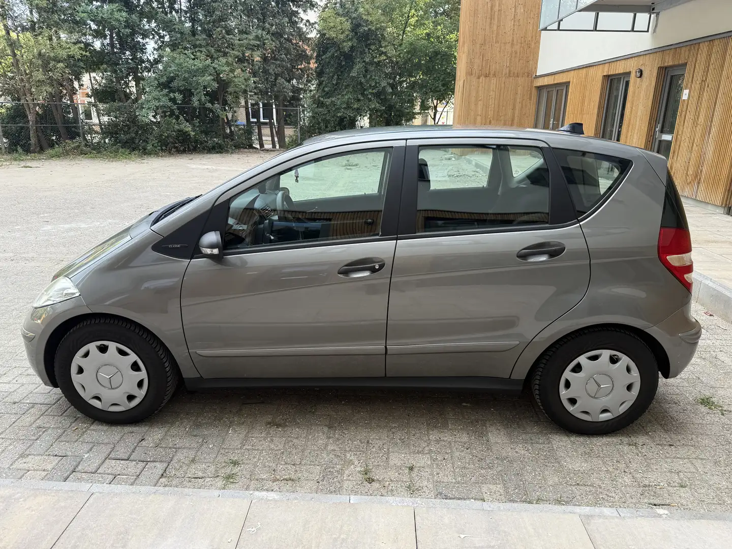 Mercedes-Benz A 170 APK tot 2026! - 1