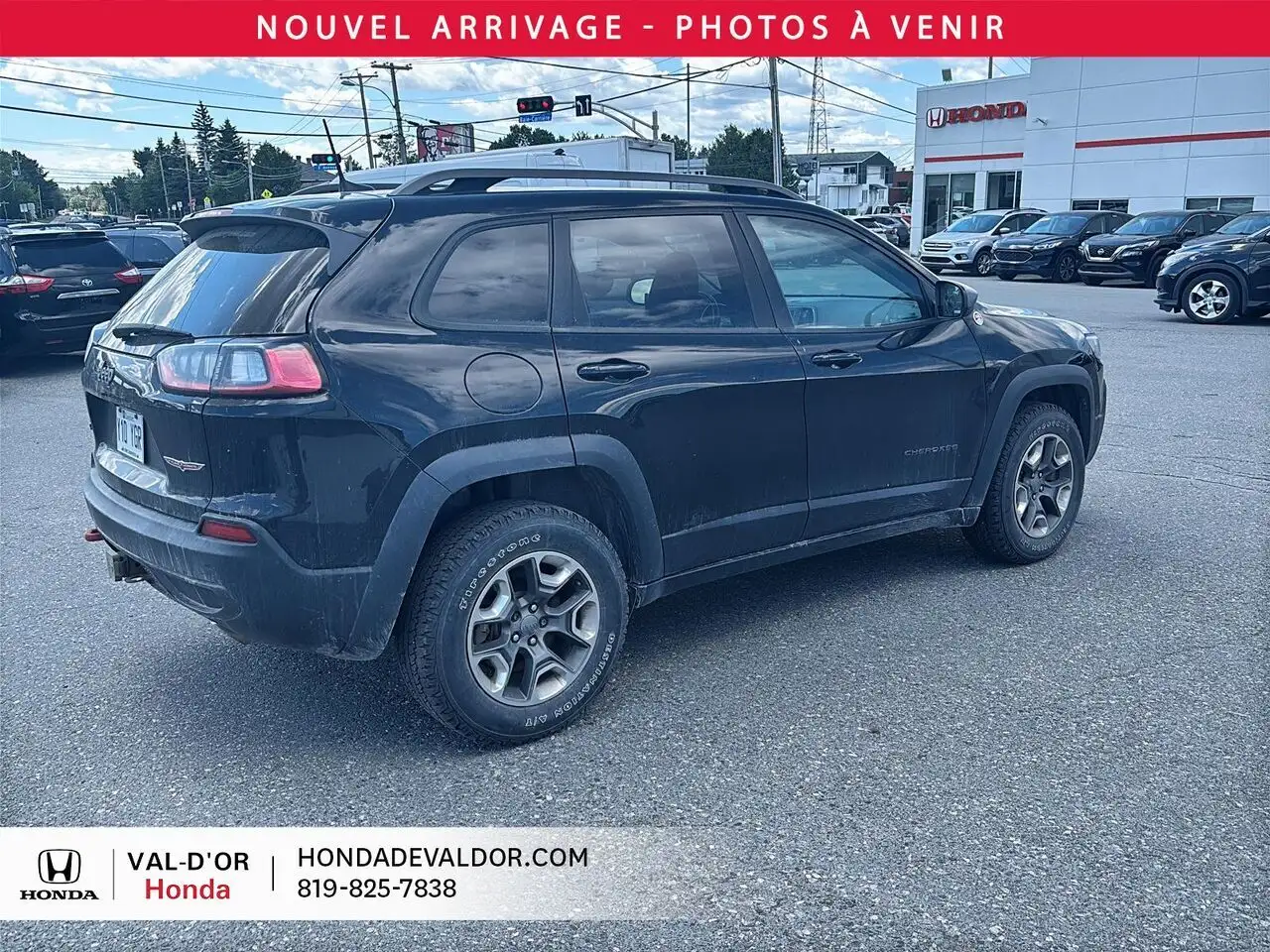 Jeep Cherokee снимка Jeep Cherokee
