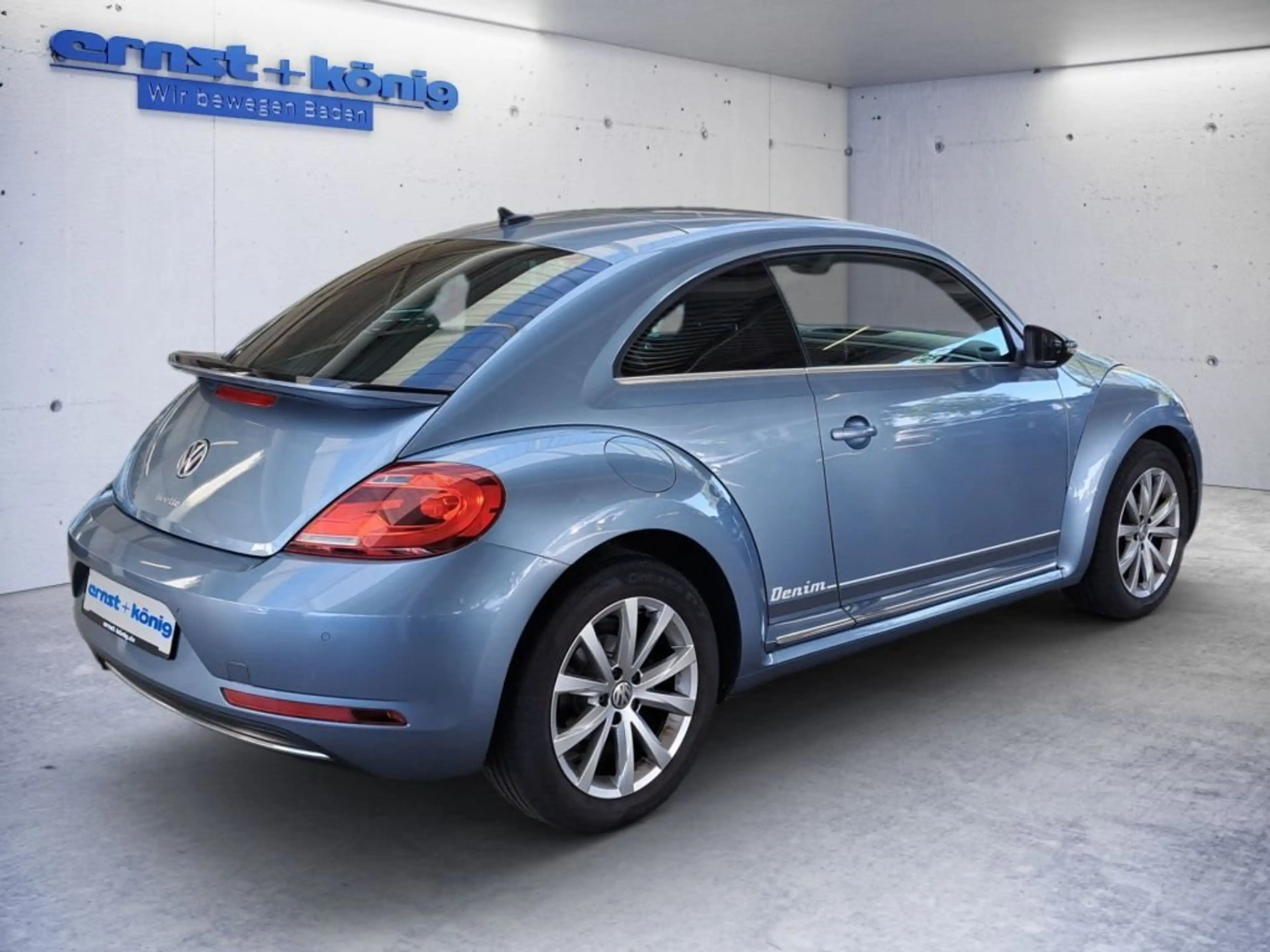 Volkswagen Beetle The 1.4 TSI Blue Motion Technologie Denim — photo 3