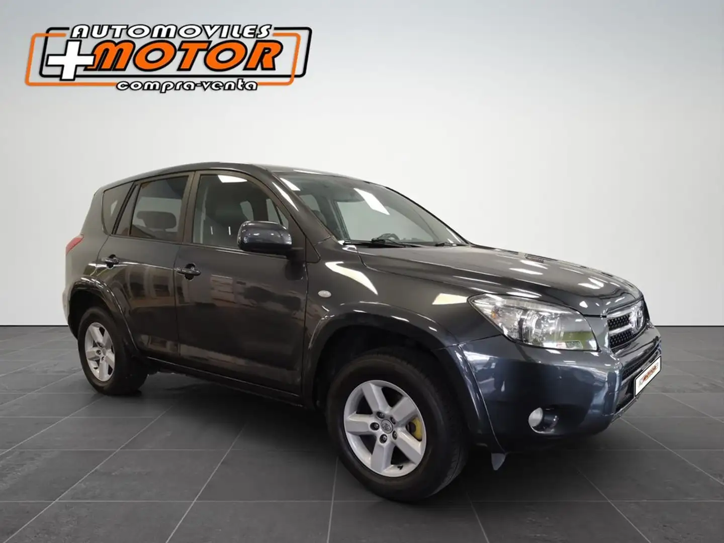 Toyota RAV 4 2.2 D-CAT Sol Gri - 2