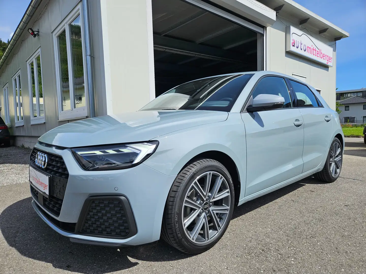 Audi A1 Sportback 25 TFSI intense "Sound System, LED" Grau - 1