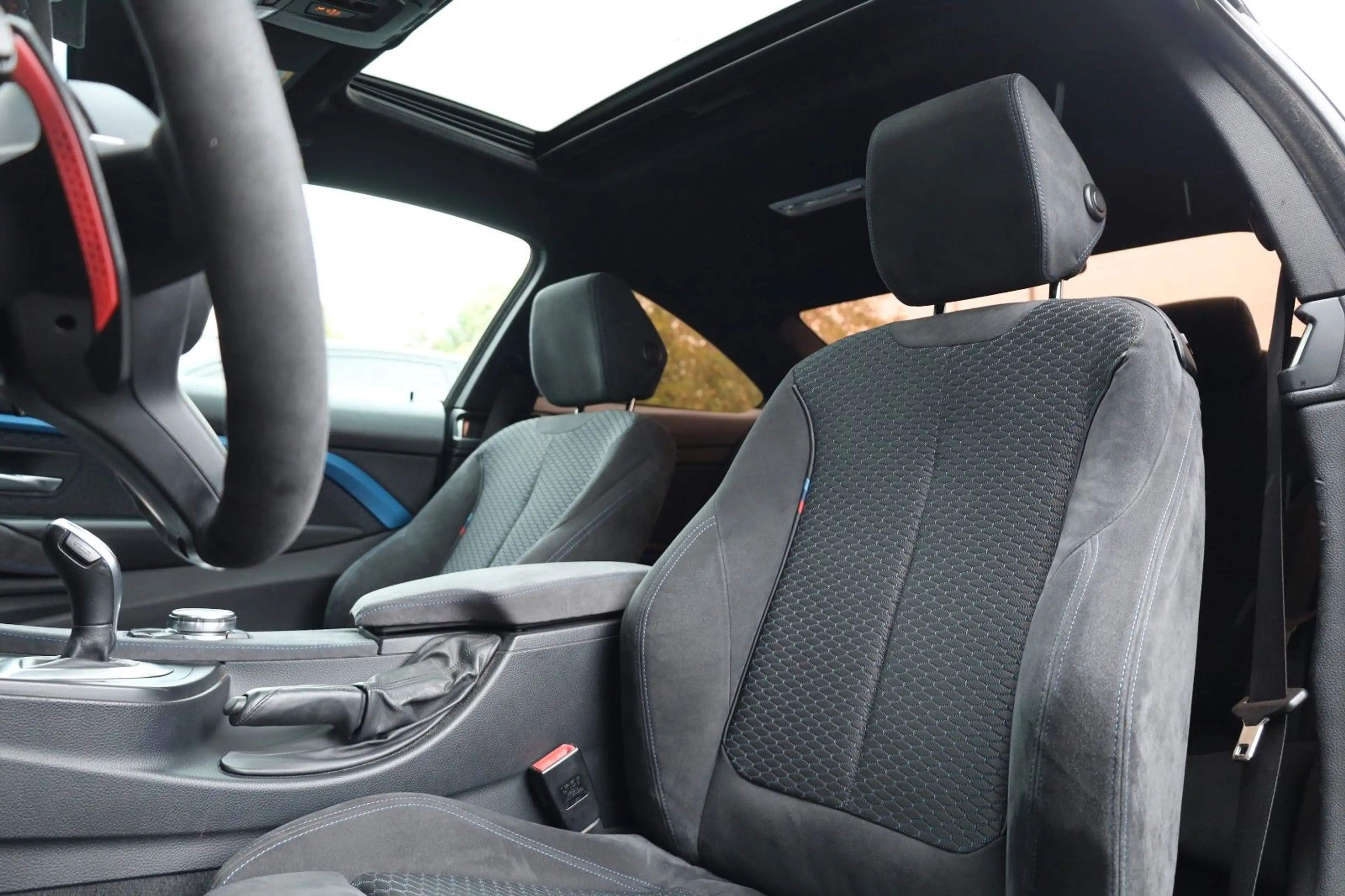 BMW 435 i xDrive Coupé/M/OLED/SHZ/LHZ/SBD/HK/BTH/R19 — photo 11