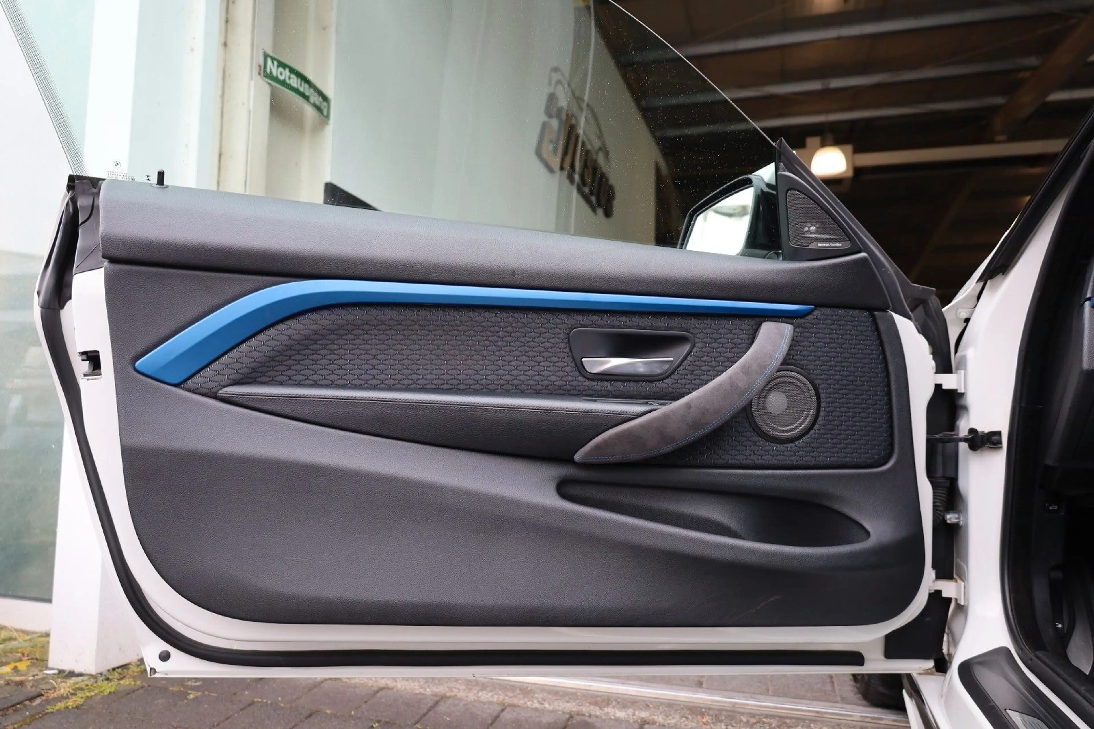 BMW 435 i xDrive Coupé/M/OLED/SHZ/LHZ/SBD/HK/BTH/R19 — photo 10