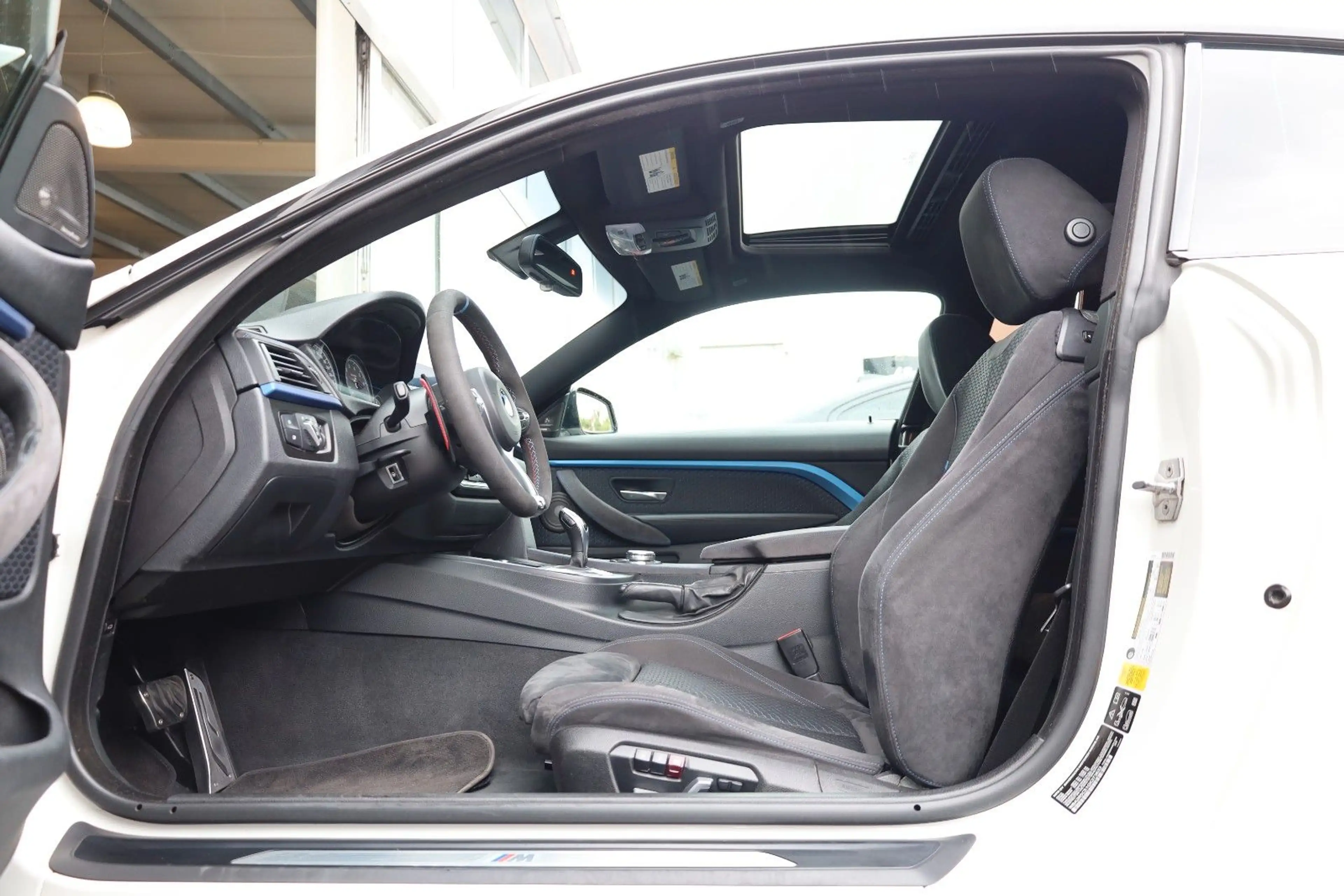 BMW 435 i xDrive Coupé/M/OLED/SHZ/LHZ/SBD/HK/BTH/R19 — photo 9
