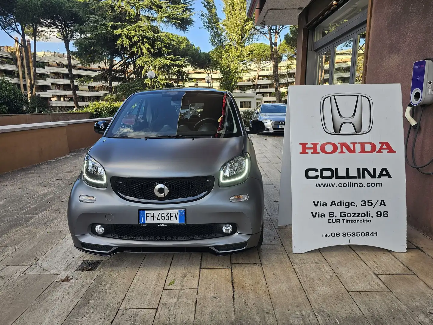 smart forTwo fortwo 90 0.9 Turbo twinamic Urbanrunner Passion Gris - 1