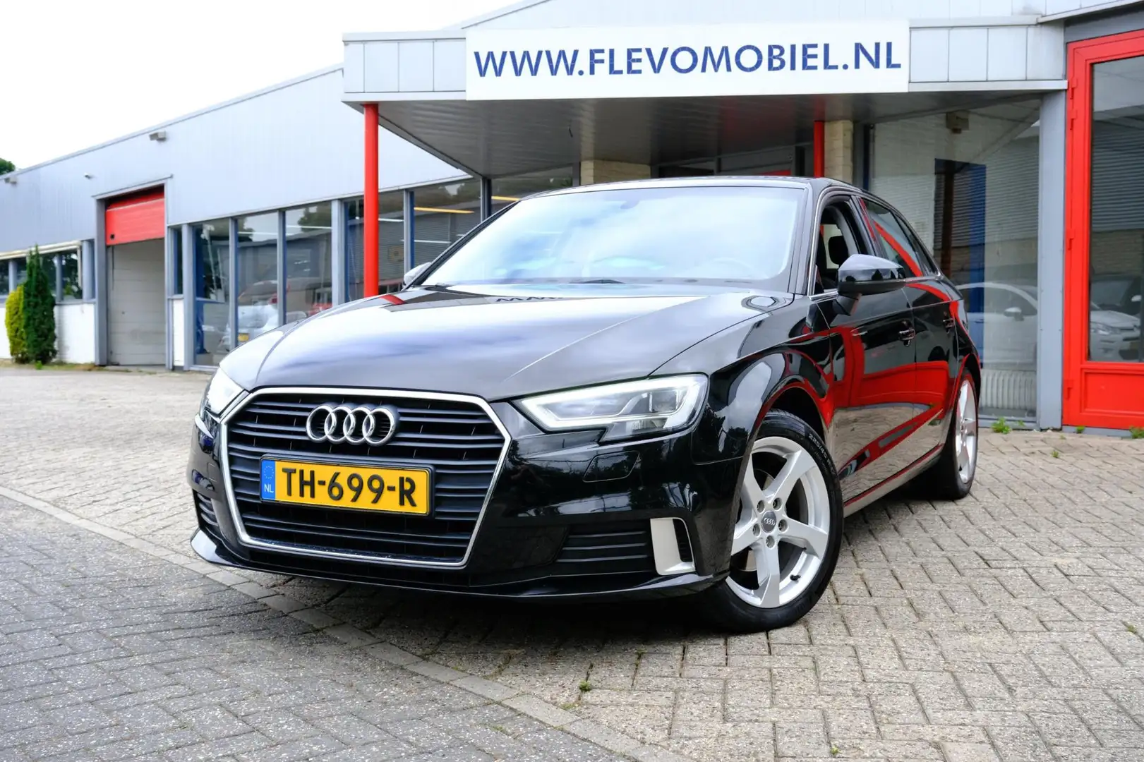 Audi A3 Sportback 1.0 TFSI Sport Lease Edition Navi|Clima| Zwart - 1