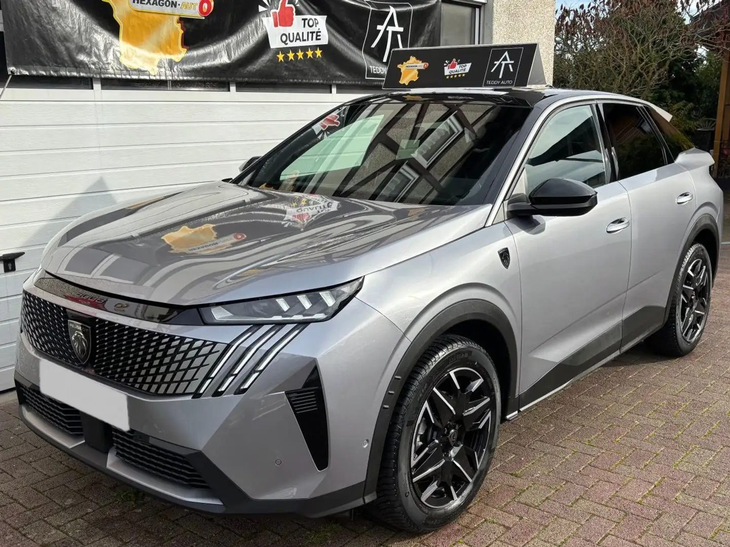 Peugeot 3008 Hybrid 145 GT e-DSC6,Schiebech,Leder,FOCAL Grau - 1