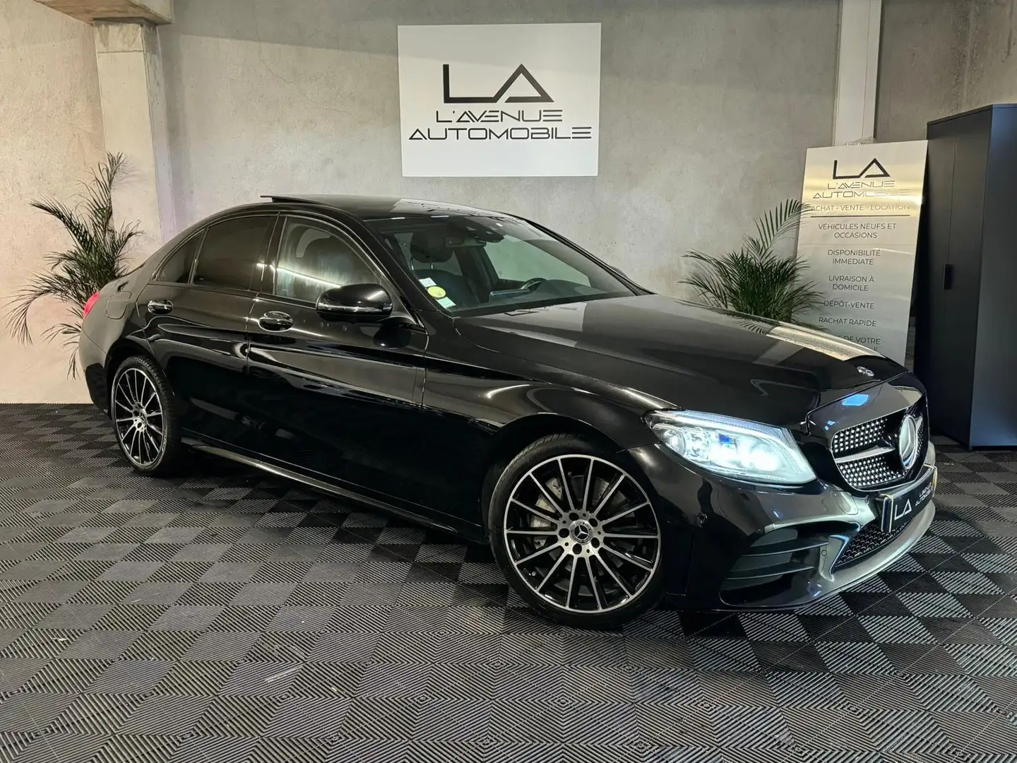 Mercedes-Benz C 300 Classe   d 9G-Tronic 4Matic AMG Line Noir - 1