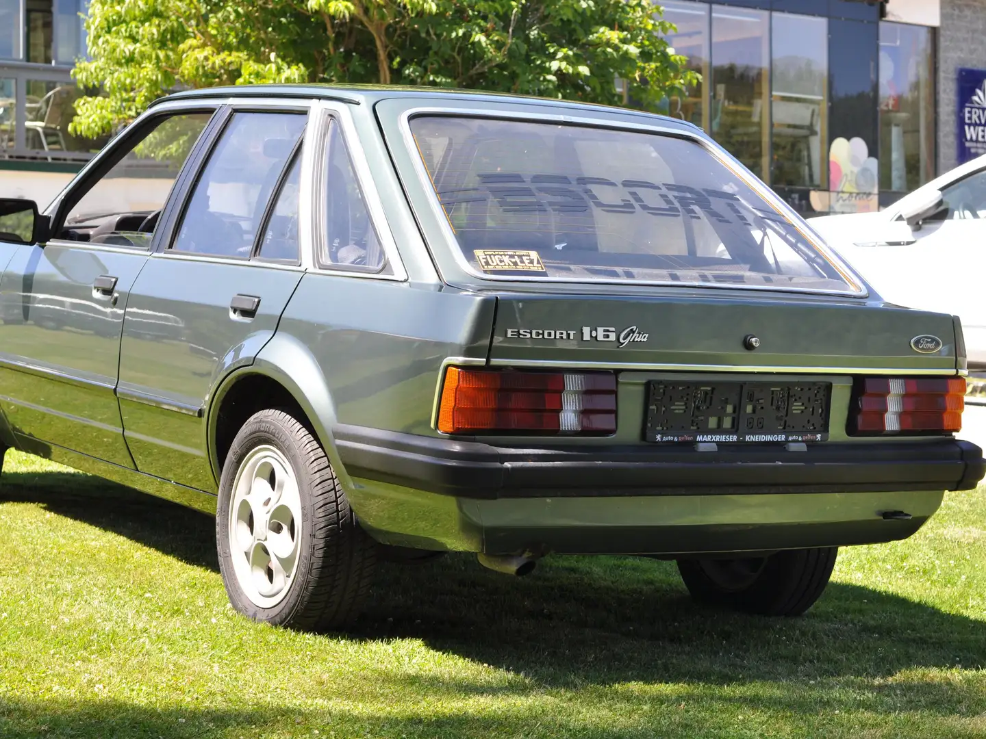 Ford Escort Escort Ghia 1,6 Grün - 2