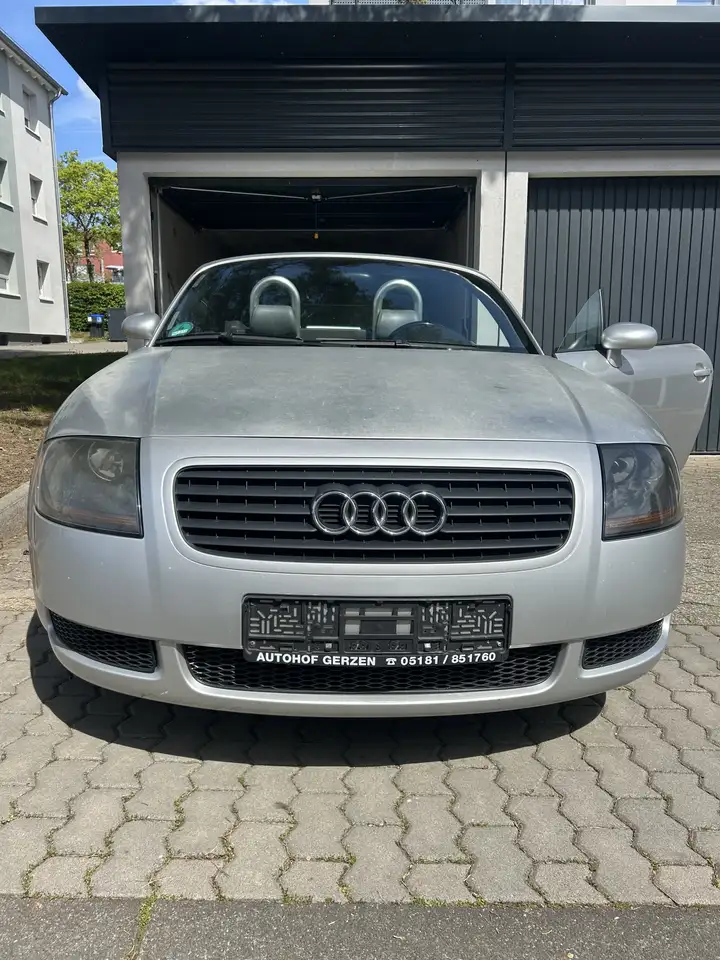 Audi TT Roadster 1.8 T, foto 4