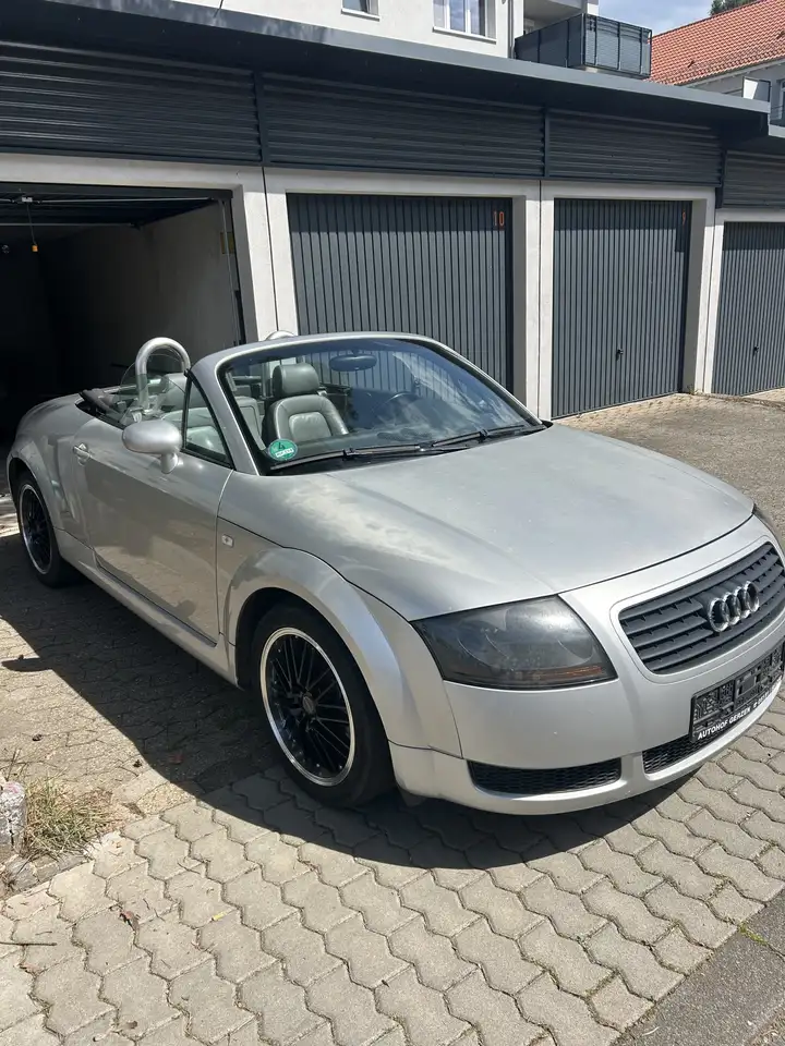 Audi TT Roadster 1.8 T, foto 1