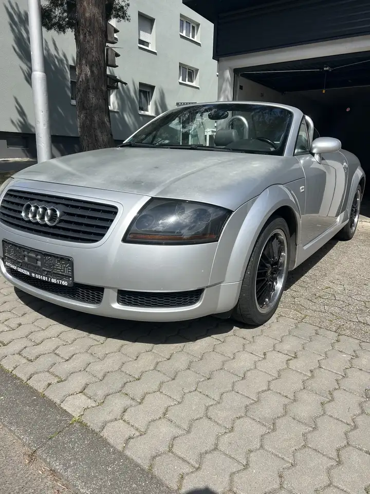 Audi TT Roadster 1.8 T, foto 2