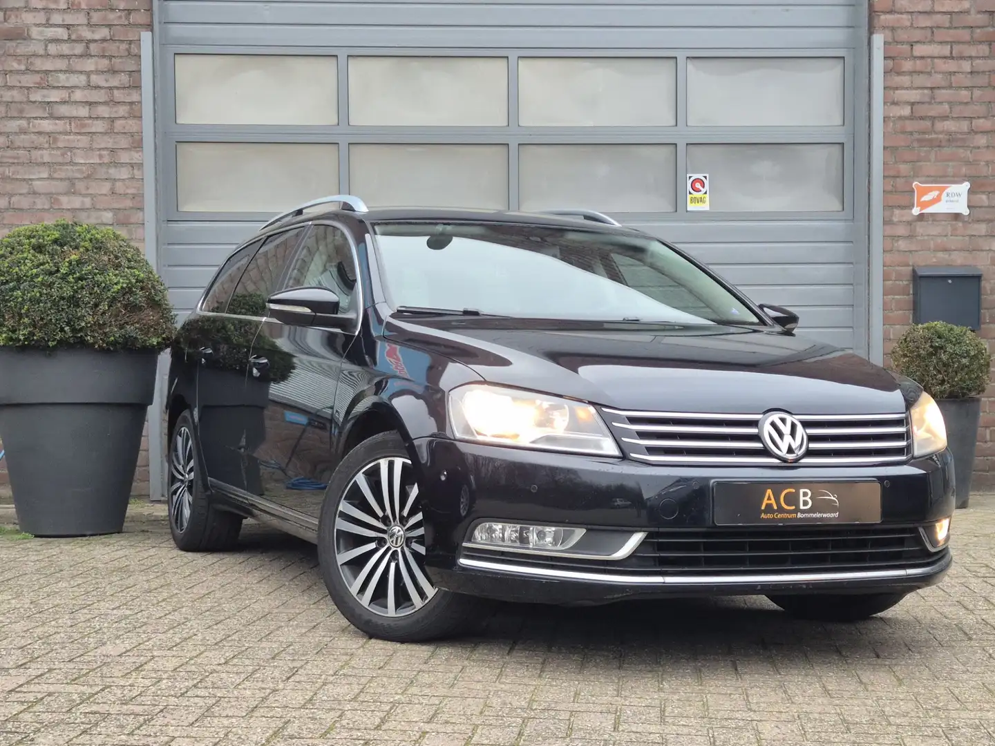 Volkswagen Passat Variant 1.4 TSI Comfortline Executive Edition BlueMotion C Schwarz - 1
