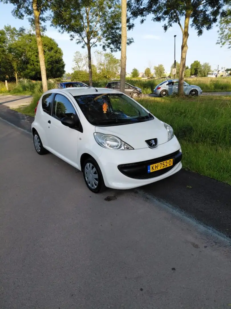Peugeot 107 1.0-12V XR Wit - 2