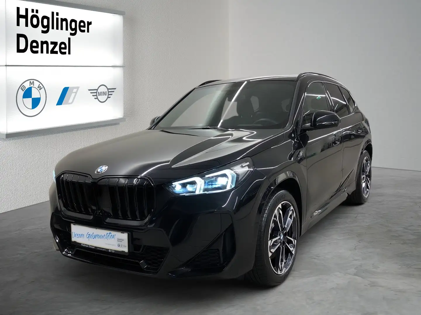 BMW X1 X1 xDrive23d Zwart - 1