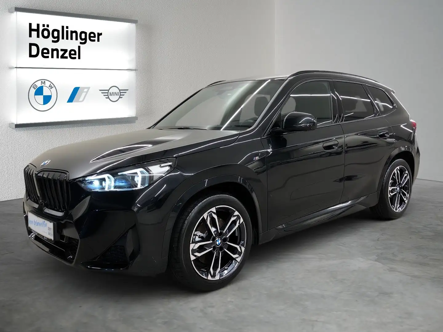 BMW X1 X1 xDrive23d Zwart - 2
