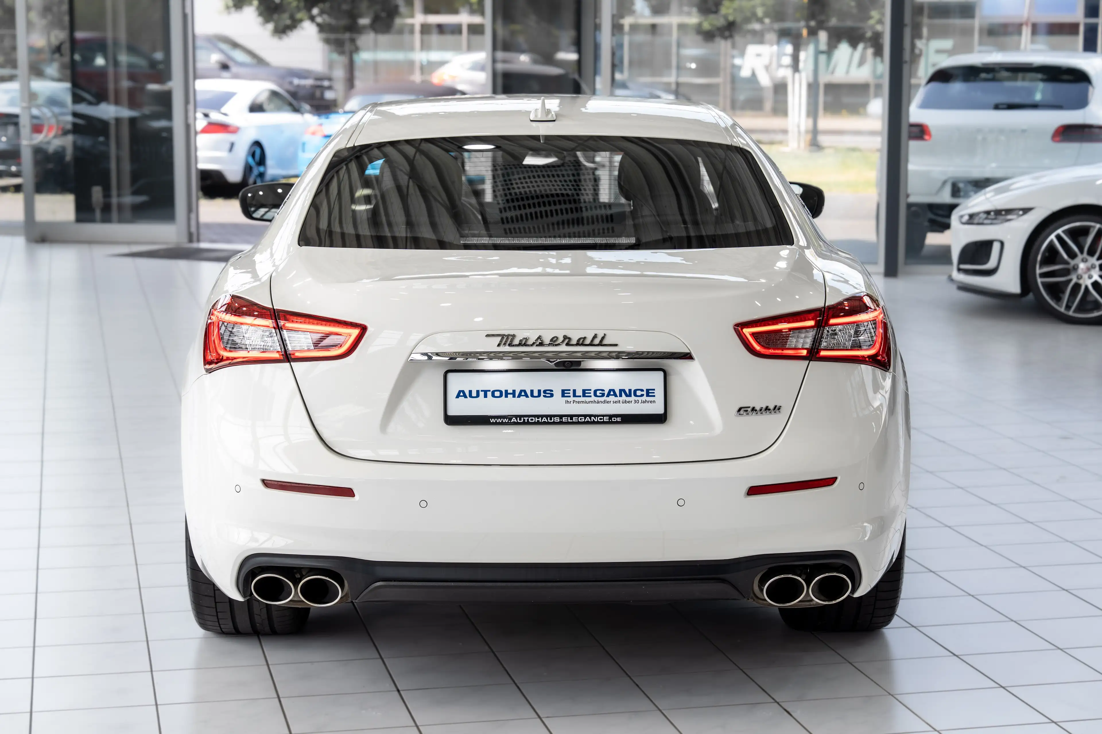 Maserati Ghibli *AUSPUFFANLAGE*BREMBO*DARK-MIRROR*360*LED* — photo 12