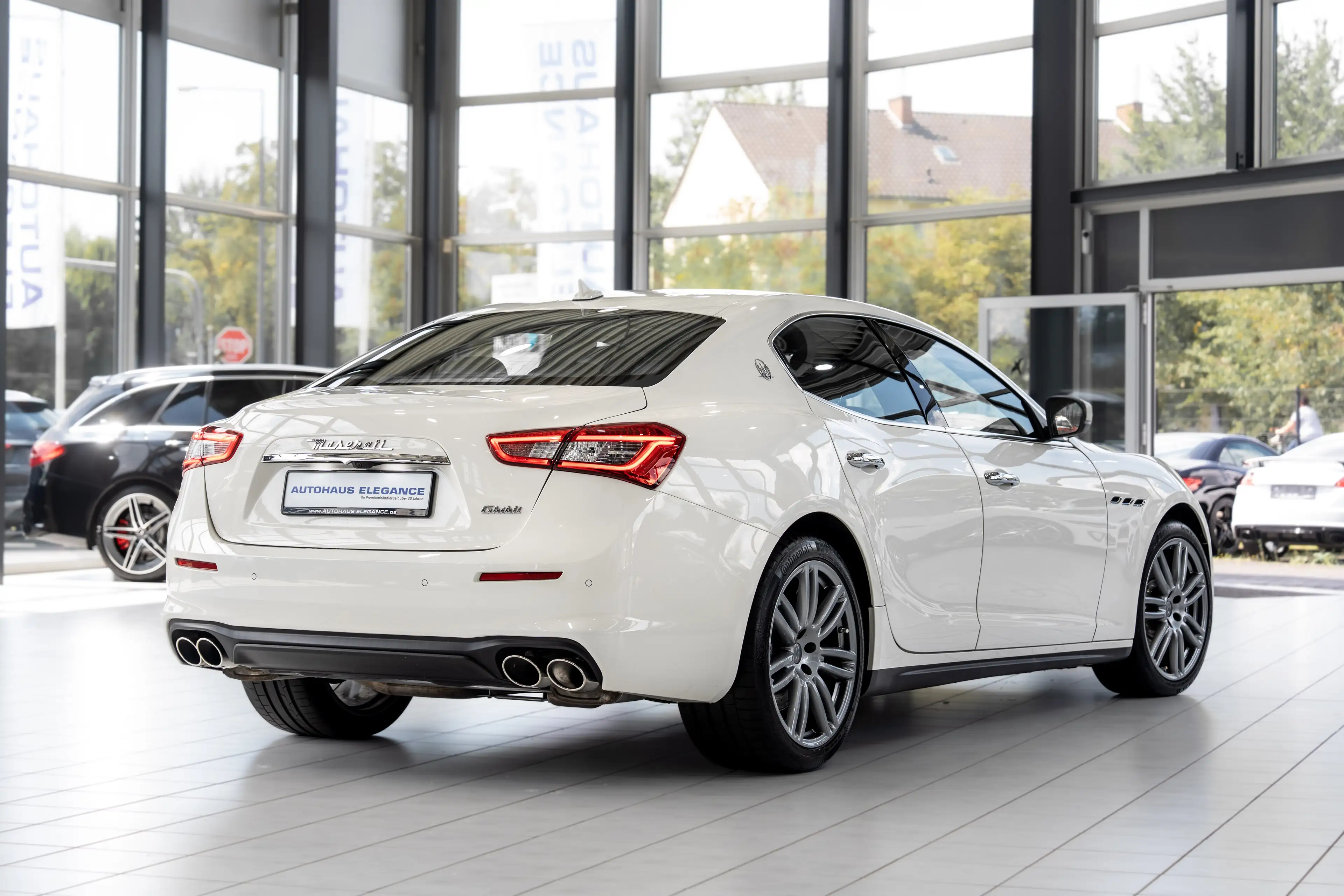 Maserati Ghibli *AUSPUFFANLAGE*BREMBO*DARK-MIRROR*360*LED* — photo 4