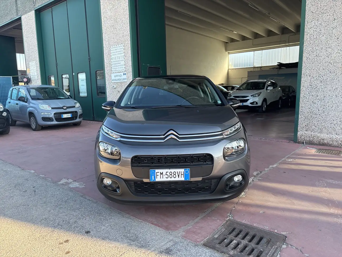 Citroen C3 1.2 SHINE GPL - 2