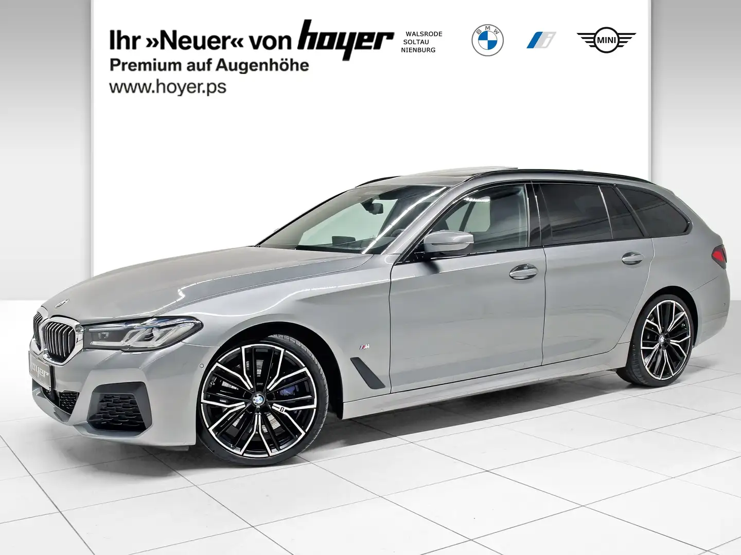 BMW 540 d xDrive Touring M Sportpaket Head-Up DAB Grau - 1