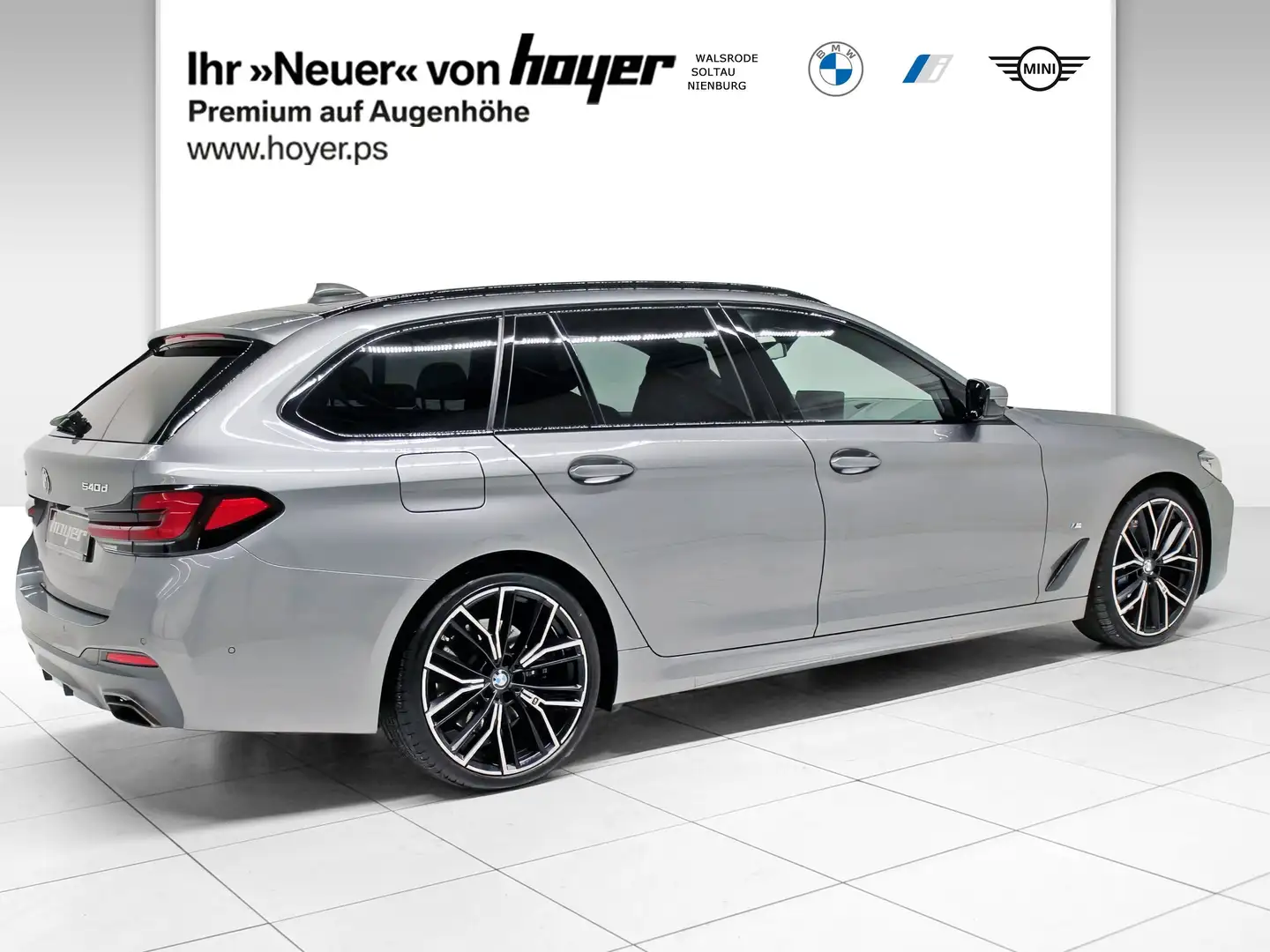 BMW 540 d xDrive Touring M Sportpaket Head-Up DAB Grau - 2