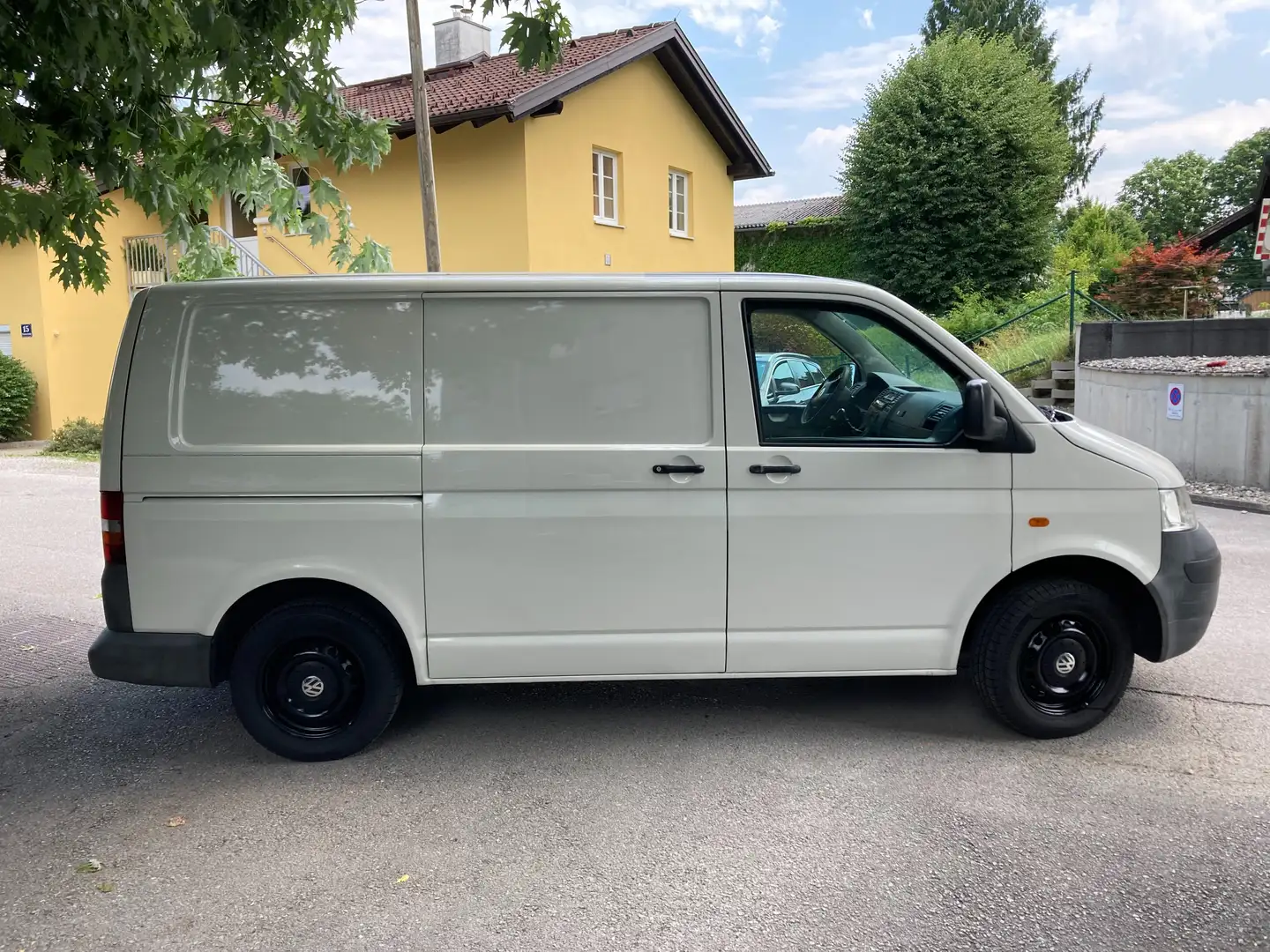 Volkswagen T5 Transporter Weiß - 2