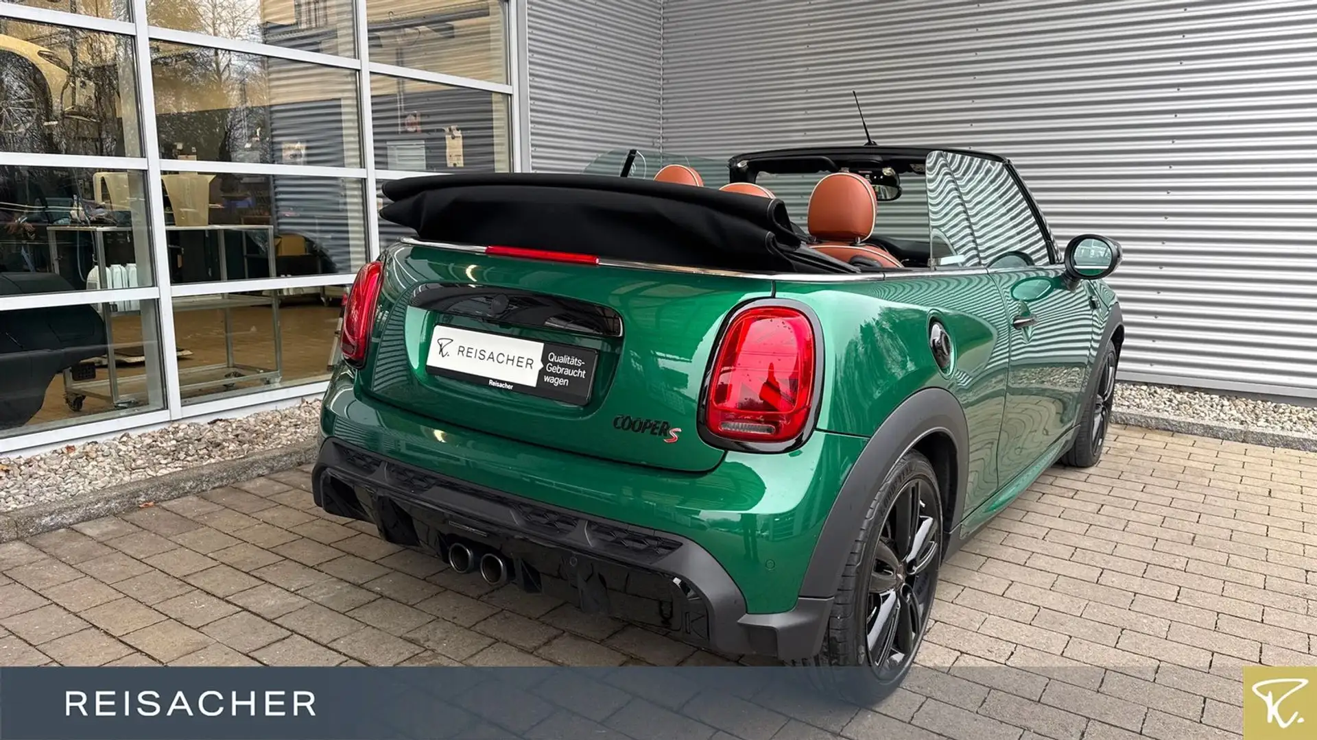 MINI Cooper S Cabrio John Cooper Works Navi RüKa HUD Grün - 2